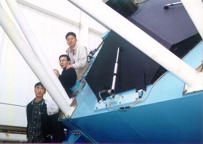 1.8m 망원경옆에서...